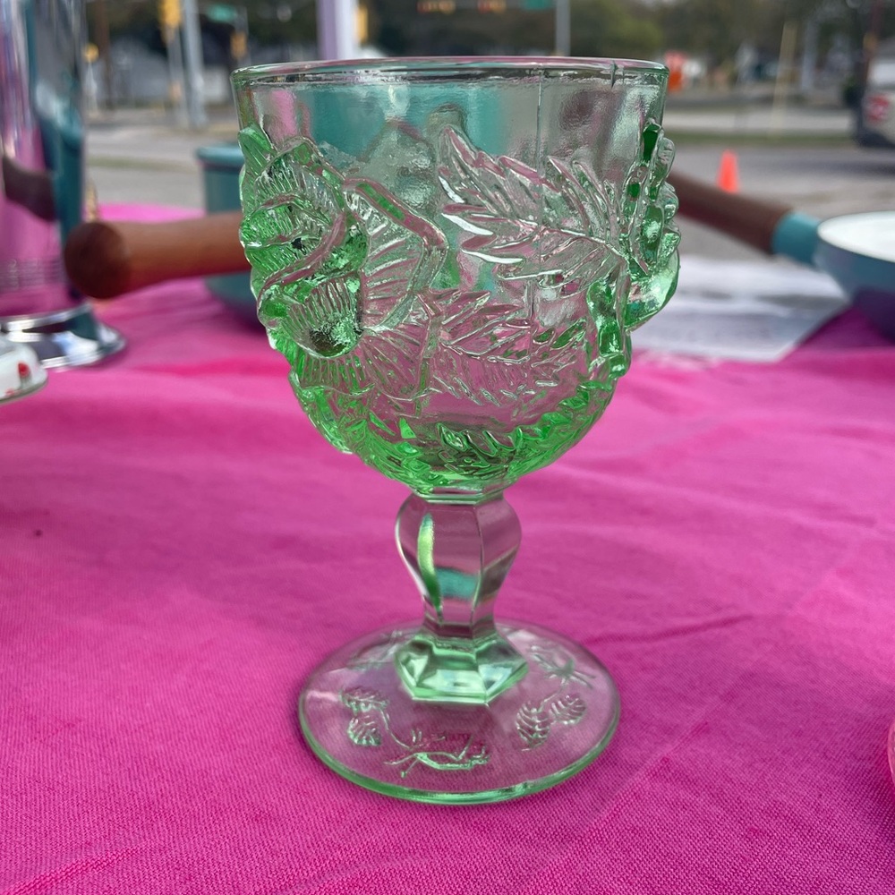 🌹 Green Madonna Inn Wine Goblet 💚